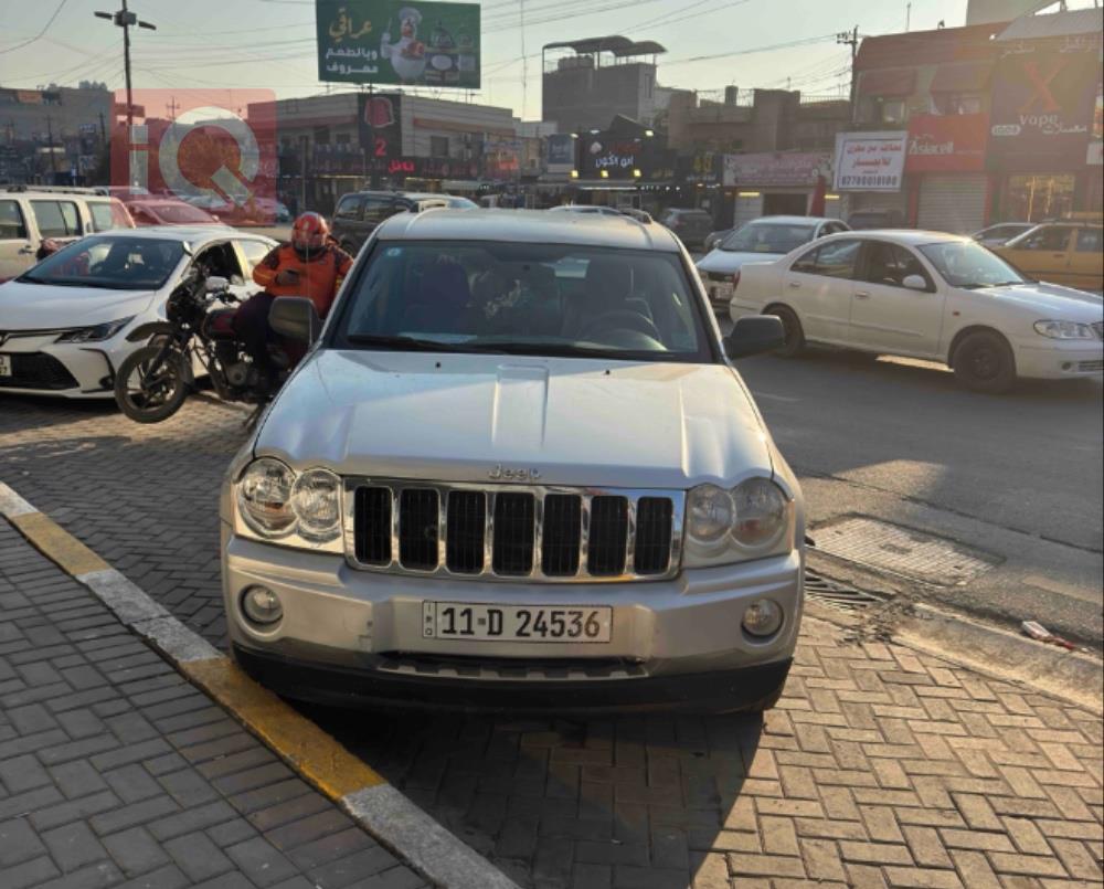 جیپ گراند شیرۆکی